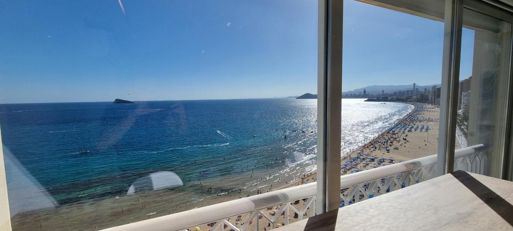 Principado Benidorm Suites Levante ภายนอก รูปภาพ